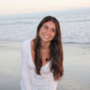 Meet your Posher, Davia